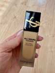 Podktad YSL All Hours Foundation MW2