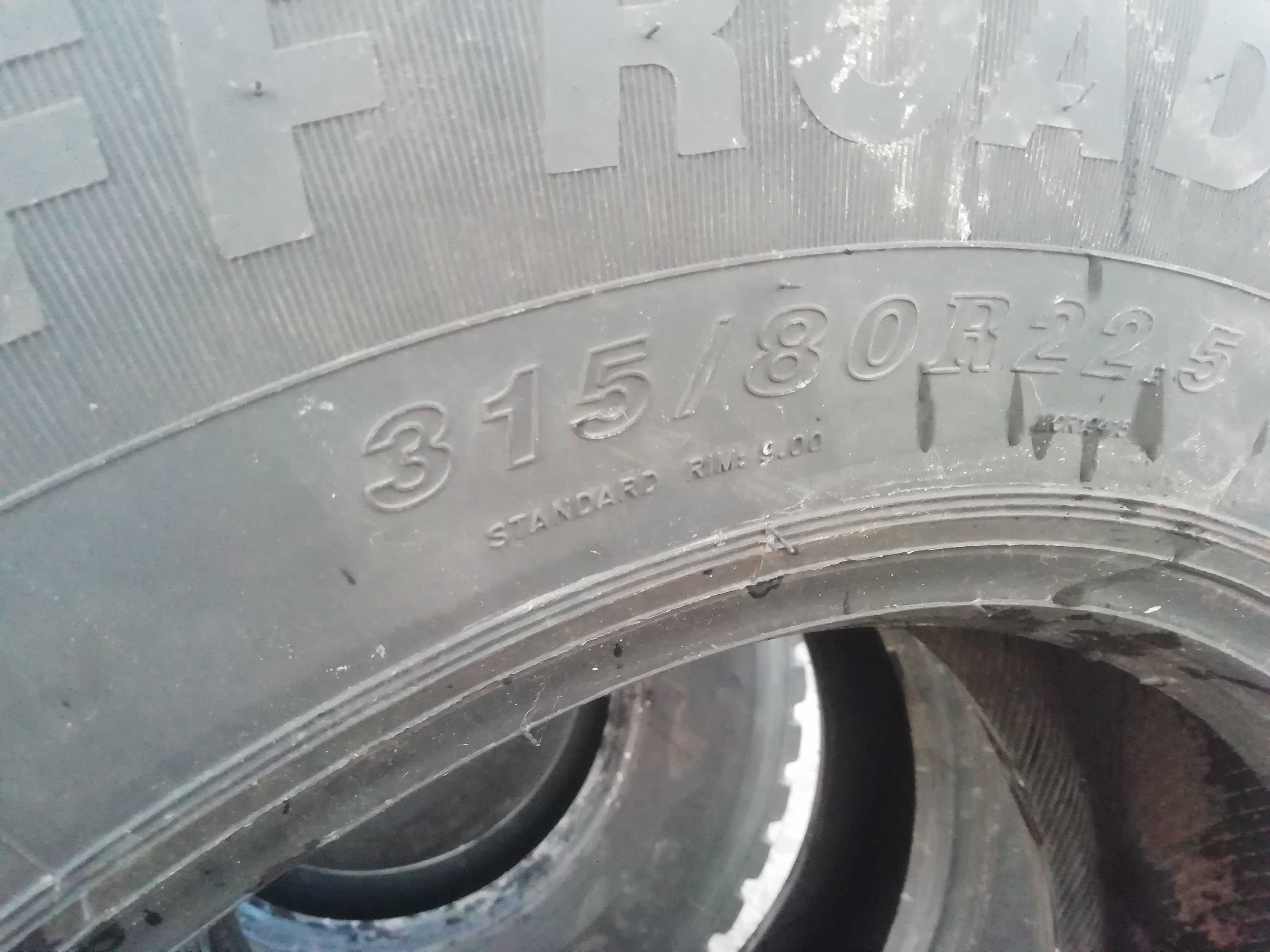 Opona 315/80 R 22,5