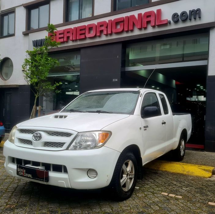 Toyota Hilux 2.5 D-4D CE