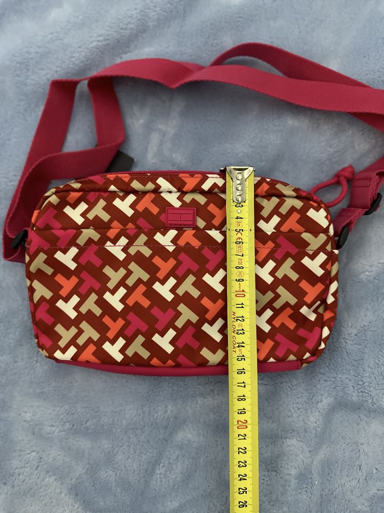 Torebka, listonoszka damska Tommy Hilfiger oryginalna