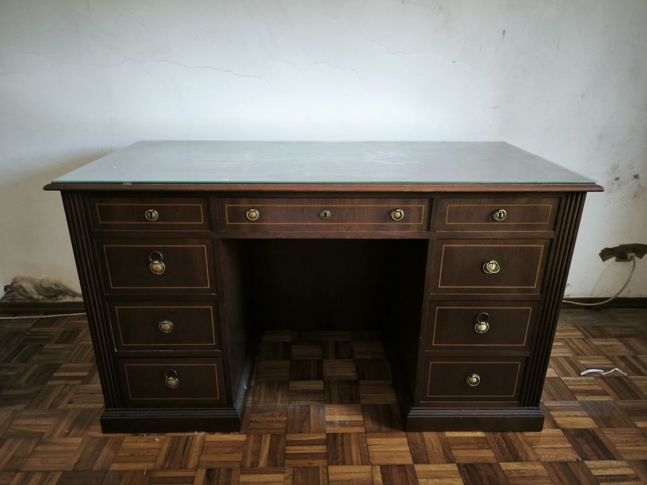Vendo secretária madeira