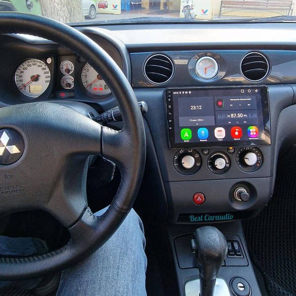 Магнітола 2/32 CarPlay швидкий процесор Mitsubishs Outlander 1 2002-08