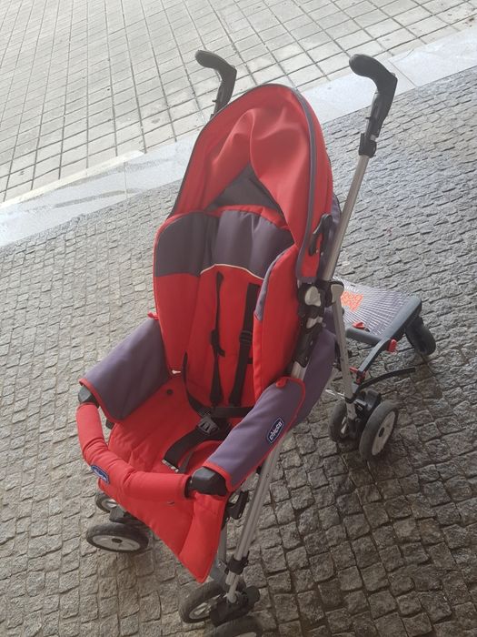 Carrinho trio Chicco com suporte de criança, ovo, alcofa e saco