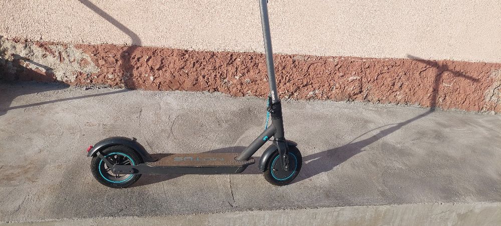 Hulajnoga elektryczna motus scooty 10 lite