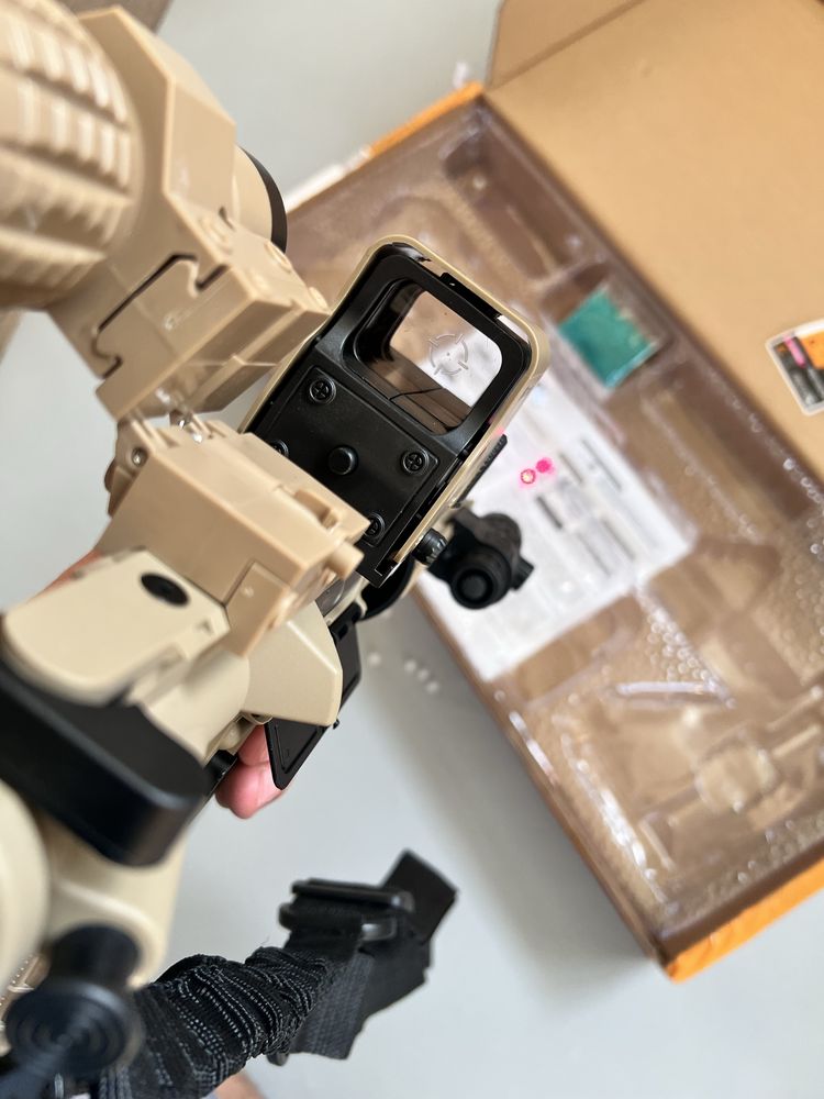 Автомат на орбізах M4 новий AR-15 каліматорний приціл бластер