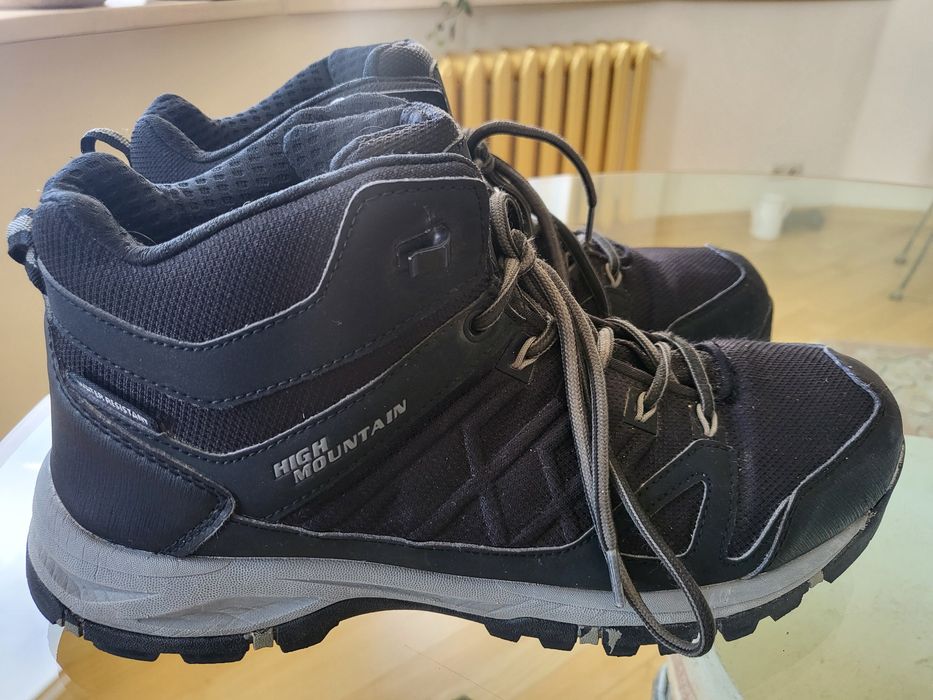 Ботинки трекинговые непромокаемые мужские 44р.