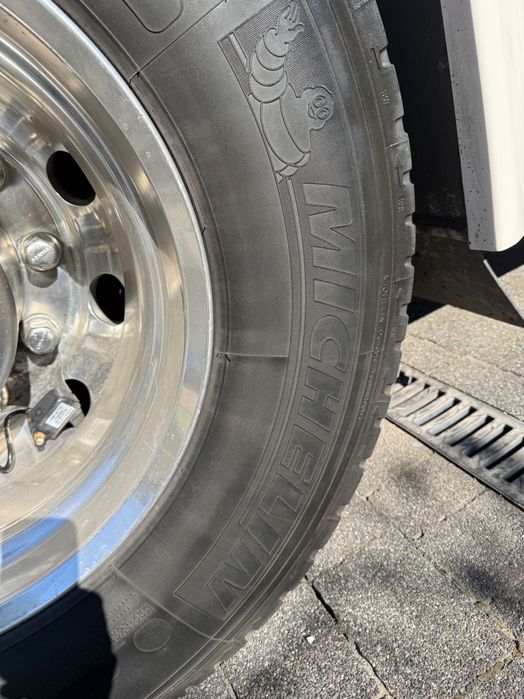 Opony Michelin X Coach Remix