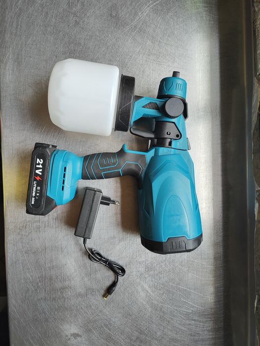 Akumulatorowy pistolet natryskowy + aku