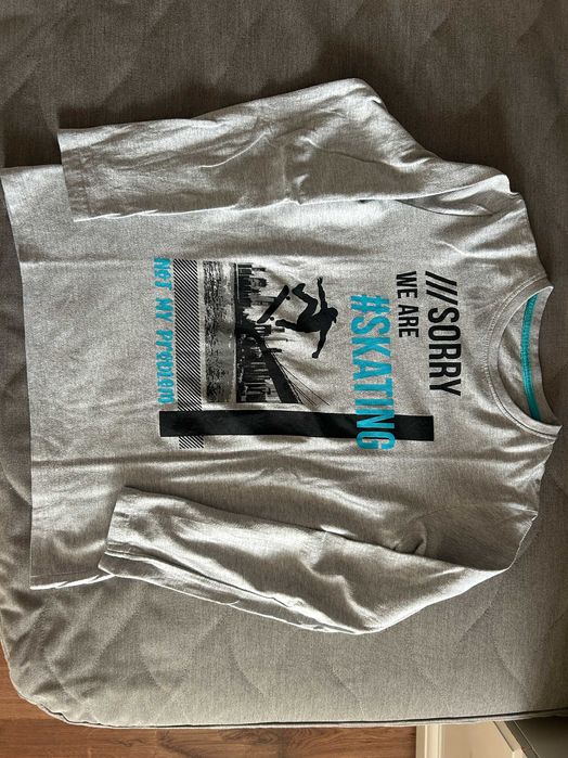 Koszulka chłopięca z długim rękawem szary z nadrukiem 11 lat