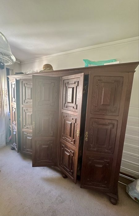 Roupeiro grande de 5 portas em madeia exotica