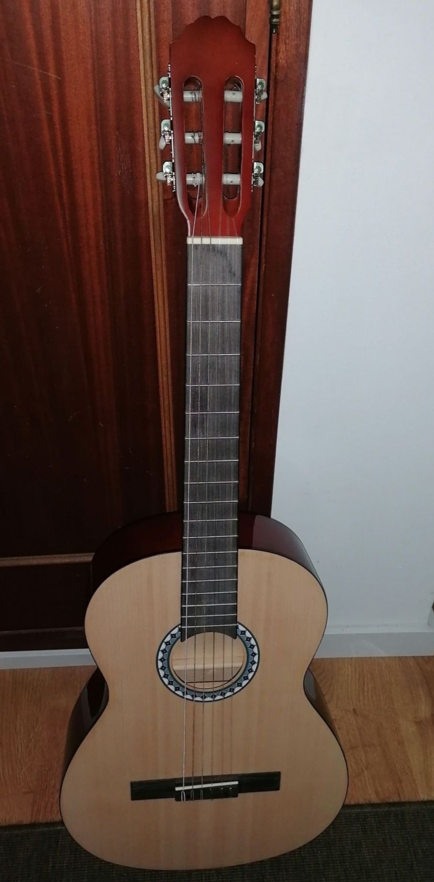 Guitarra Clássica, Pure Gewa, basic plus, 4/4, Konzertgitarre, nova