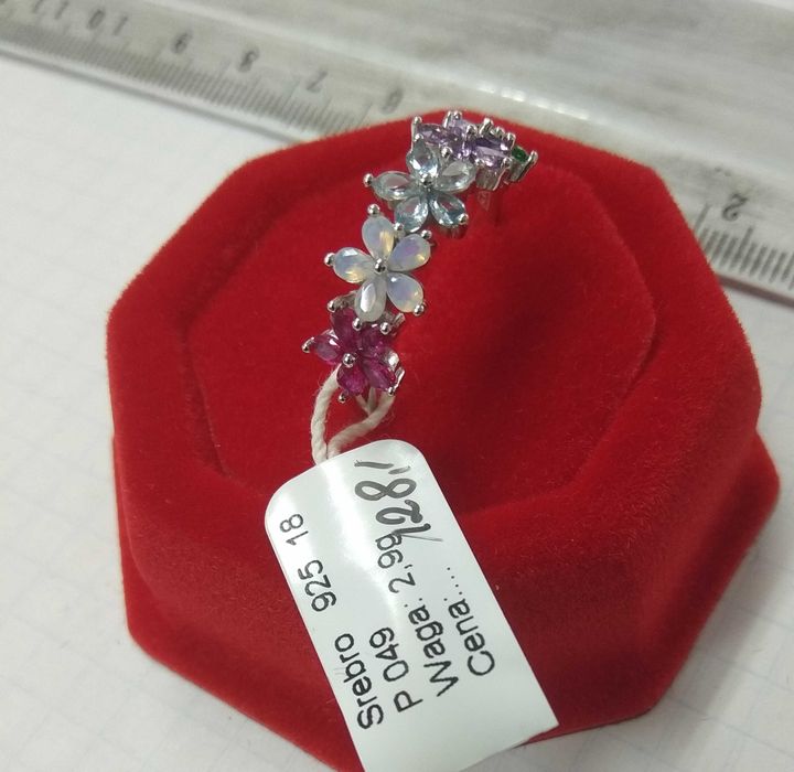 Pierścionek kwiatki z kolorowymi kamieniami 925 Nowe r.18