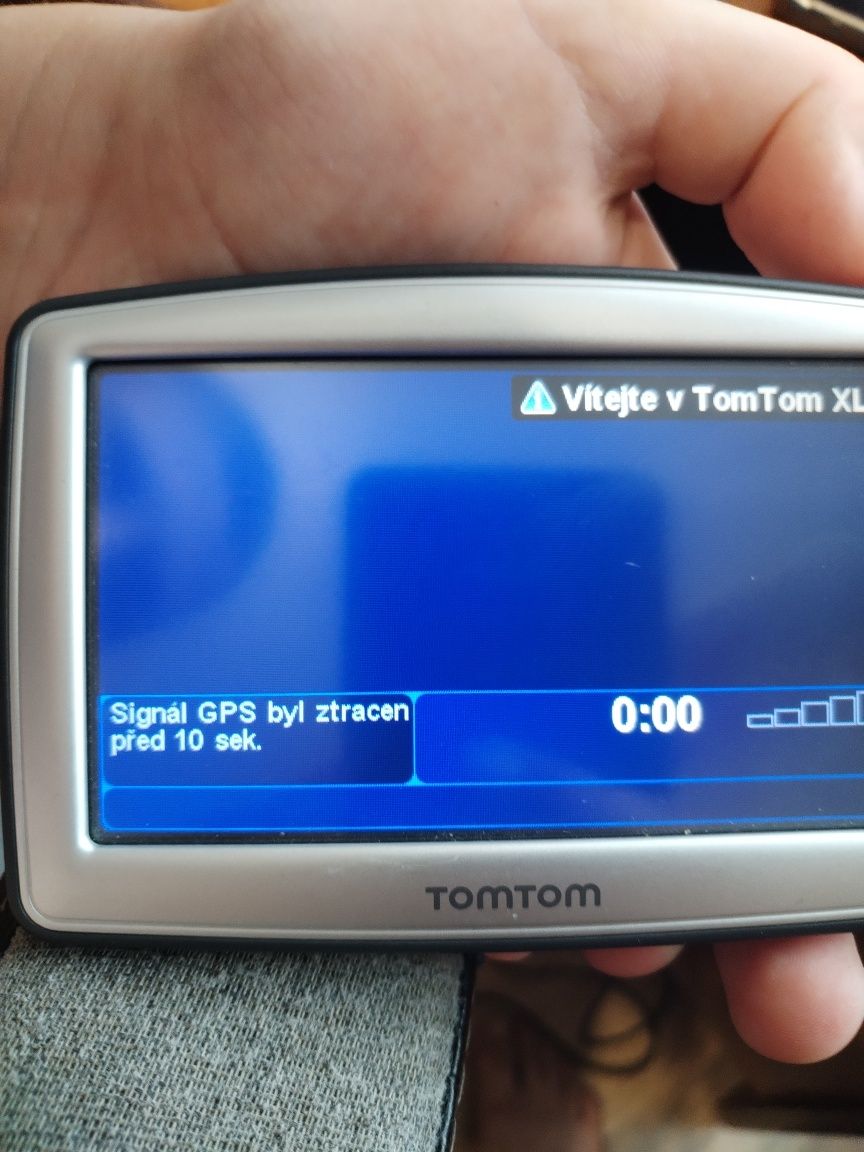Відеореєстратор garmin i tomton