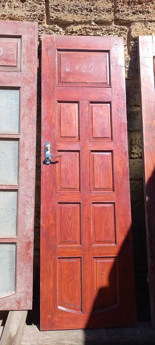 Дерев'яні двері кімнатні