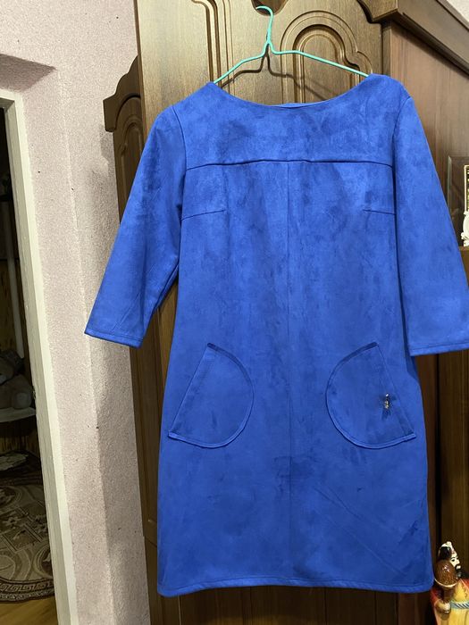 Вельветова синя сукня