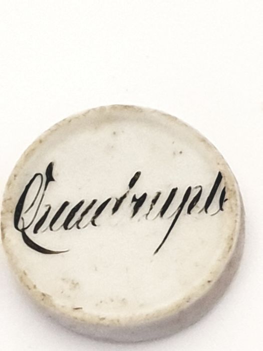 Raro antigo Token - Jeton - em porcelana esmaltada à mão