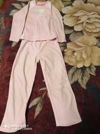Розовая флисовая пижамка на девочку