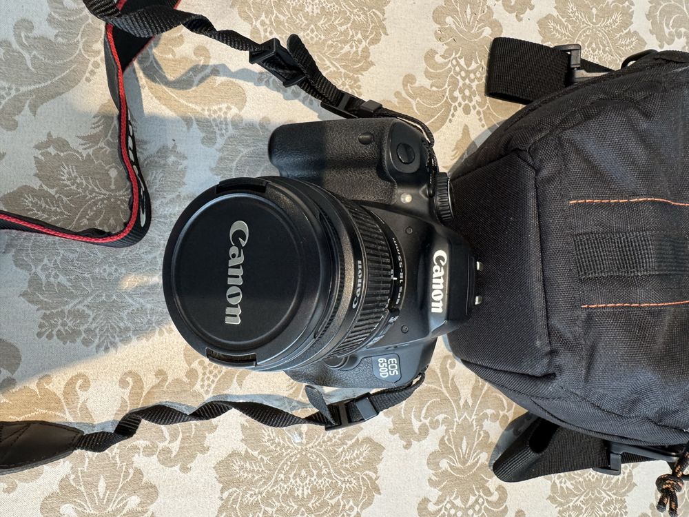 Canon EOS 650D + Lente 18-55mm | Kit Completo em Bom Estado