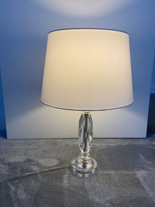 Lampa stołowa ,do sypialni piekna klasyka