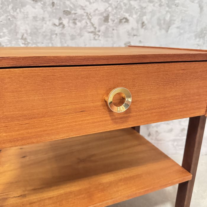 Komplet duńskich stolików nocnych z lat 60. – drewno tekowe