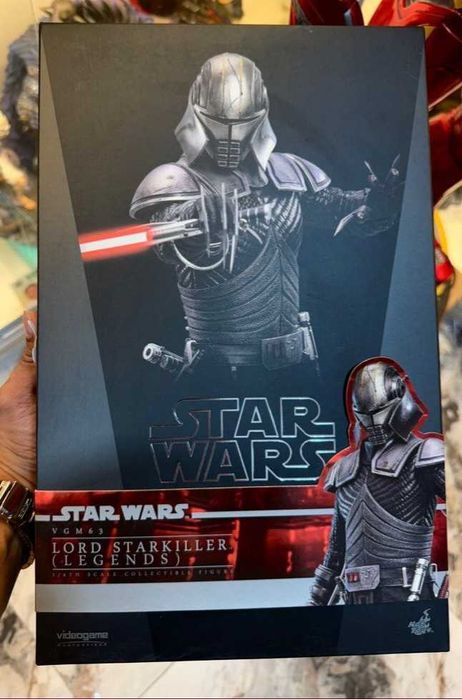 Figura Hot Toys Star Wars Lord Starkiller (Legends)