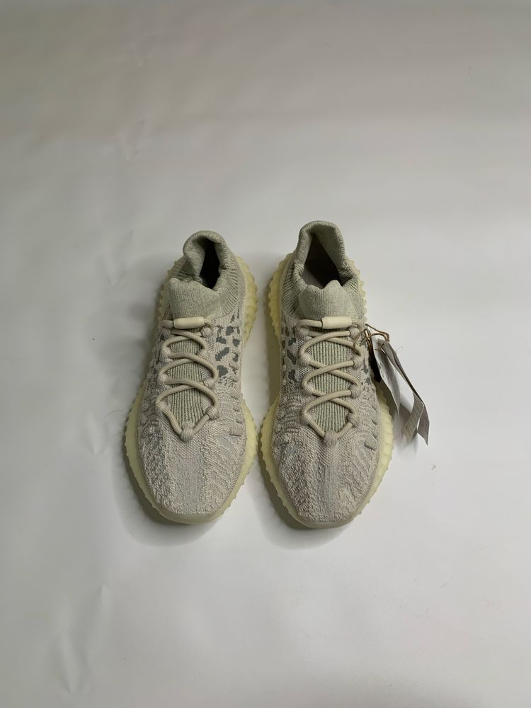 Оргінальні кросівки adidas  , Nike 40 р