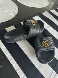 Gucci GG 38 klapki czarne 24 cm wkladka