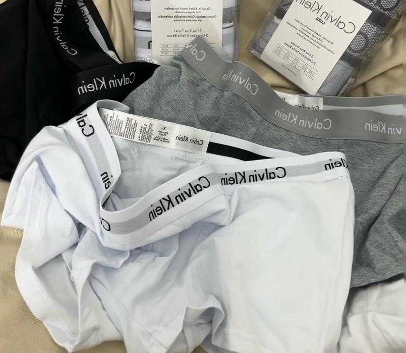 Bokserki bawełniane Calvin Klein–zestaw trzechpar:czarne,białe i szare