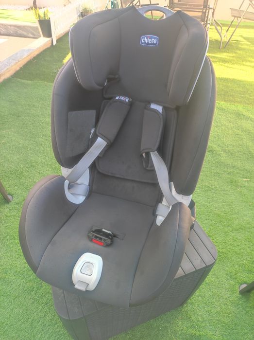 Vendo cadeira auto Chicco com isofix