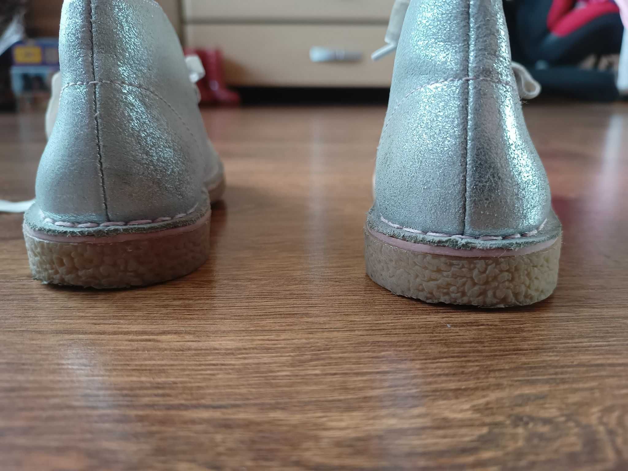 Śliczne buty półbuty botki na jesień 16 cm