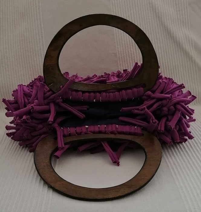 Mala de trapilho roxa