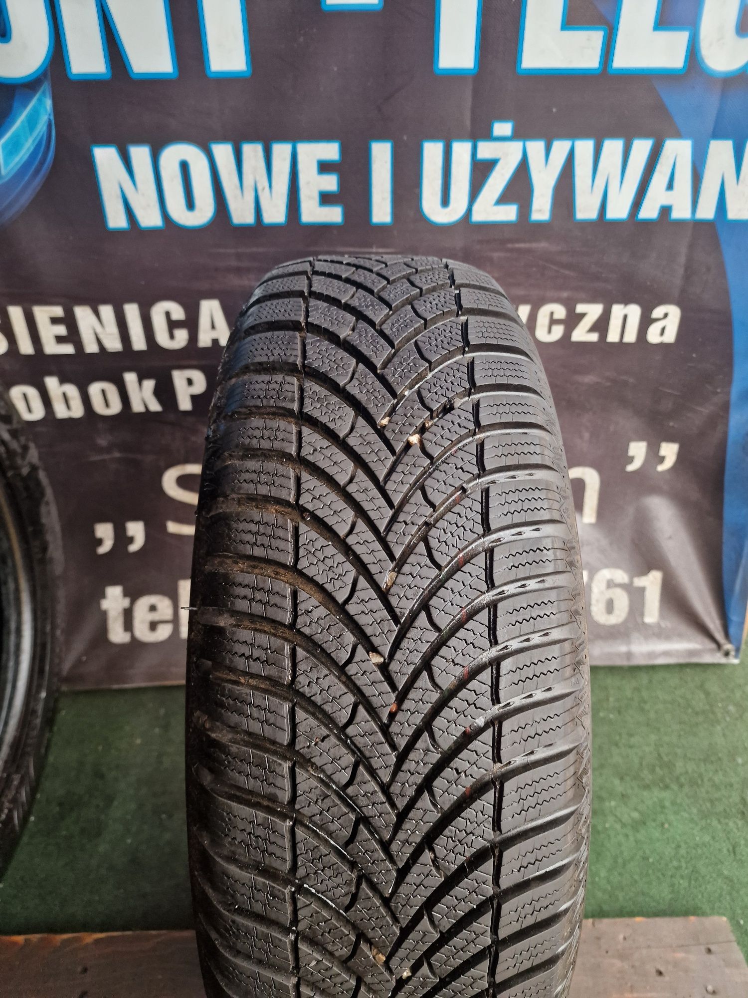 Opona zimowa 215/65/16 98H Semperit speed Grip 5 pojedyncza 8.9mm