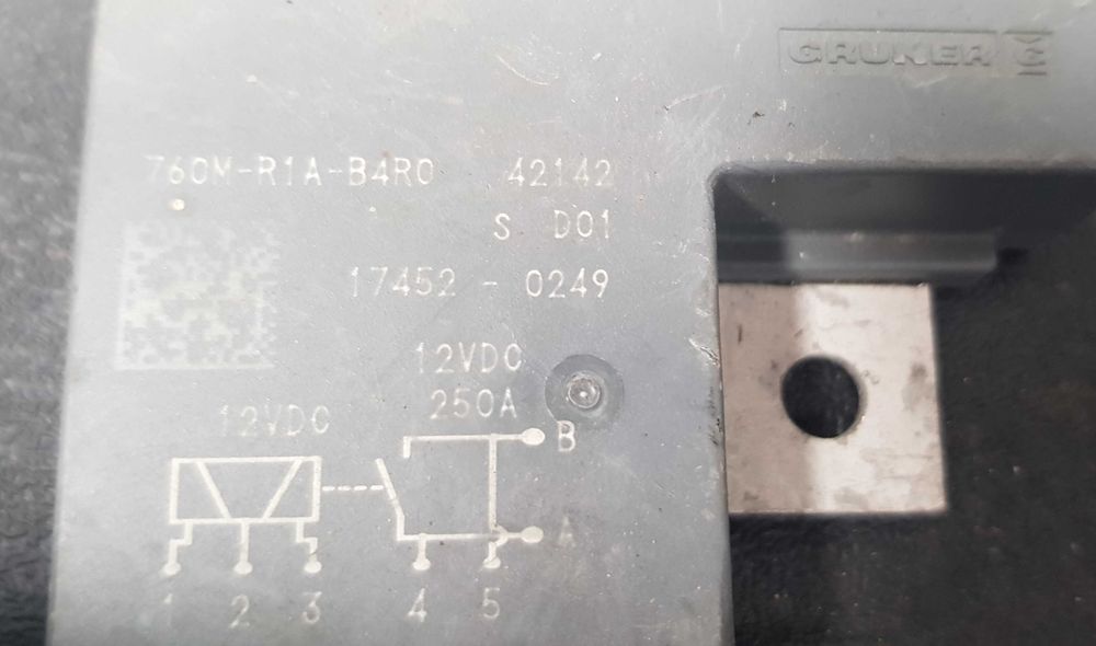 GRUNER Przekaźnik 760M-R1A-B4R0 250A 12V NOWE