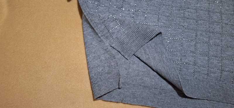 Camisola com brilhantes