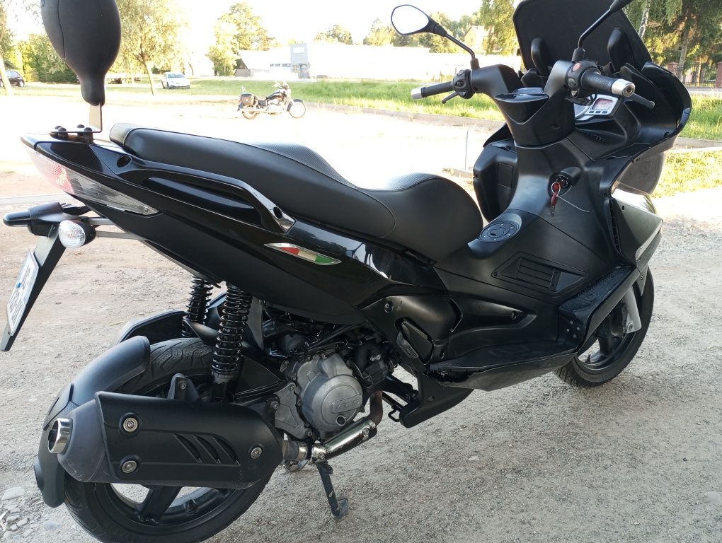 Gilera Nexus Piaggio 125, kat.B transport cały kraj
