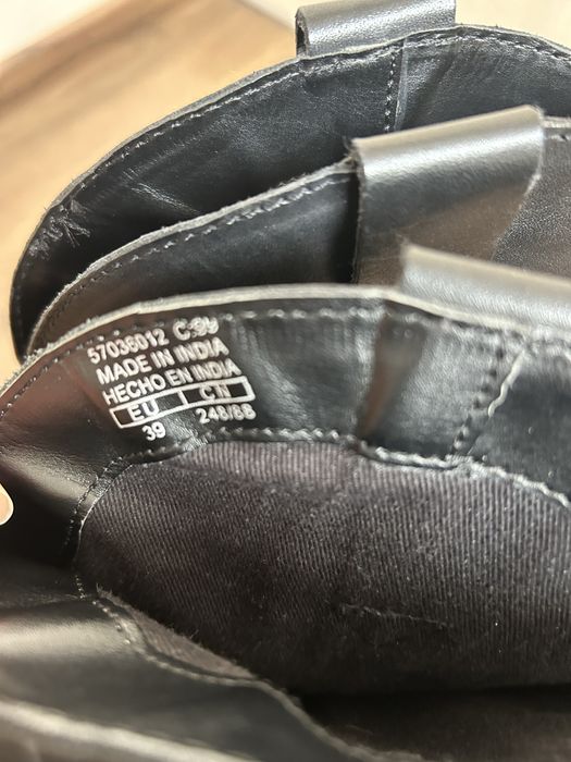 Козаки чорні,шкіряні.