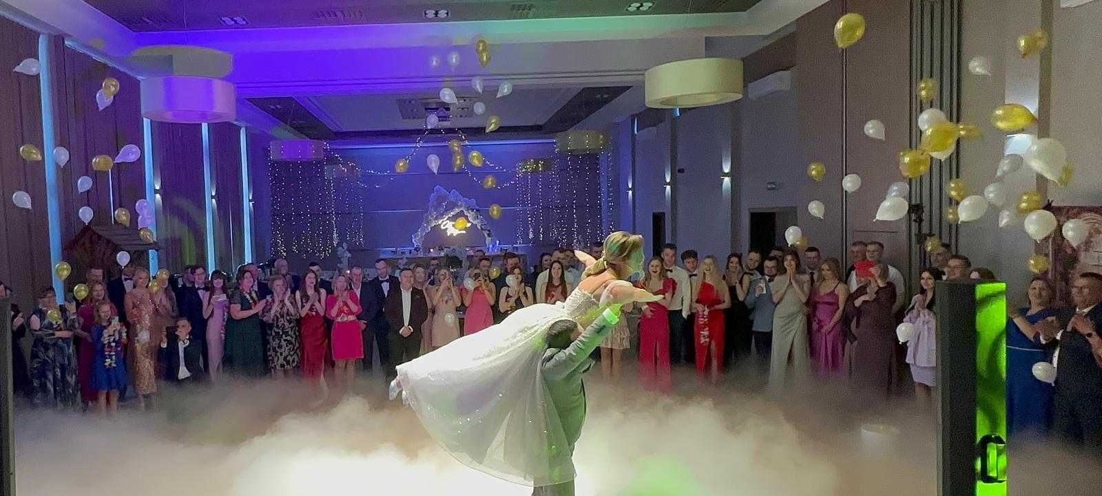 Fotolustro | Taniec w chmurach | VIDEO 360 | ISKRY| Wybuchające balony