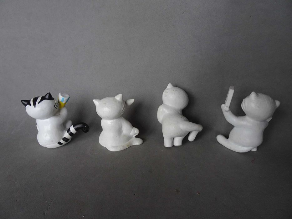 Figuras em PVC coleção Gatos Jacob - Maia Borges