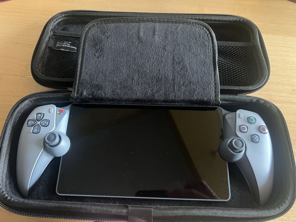 Playstation Portal - 30th anniversary edition