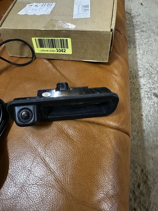 Камера заднього виду в ручку для Ford Focus 12-13, Escort 15 р