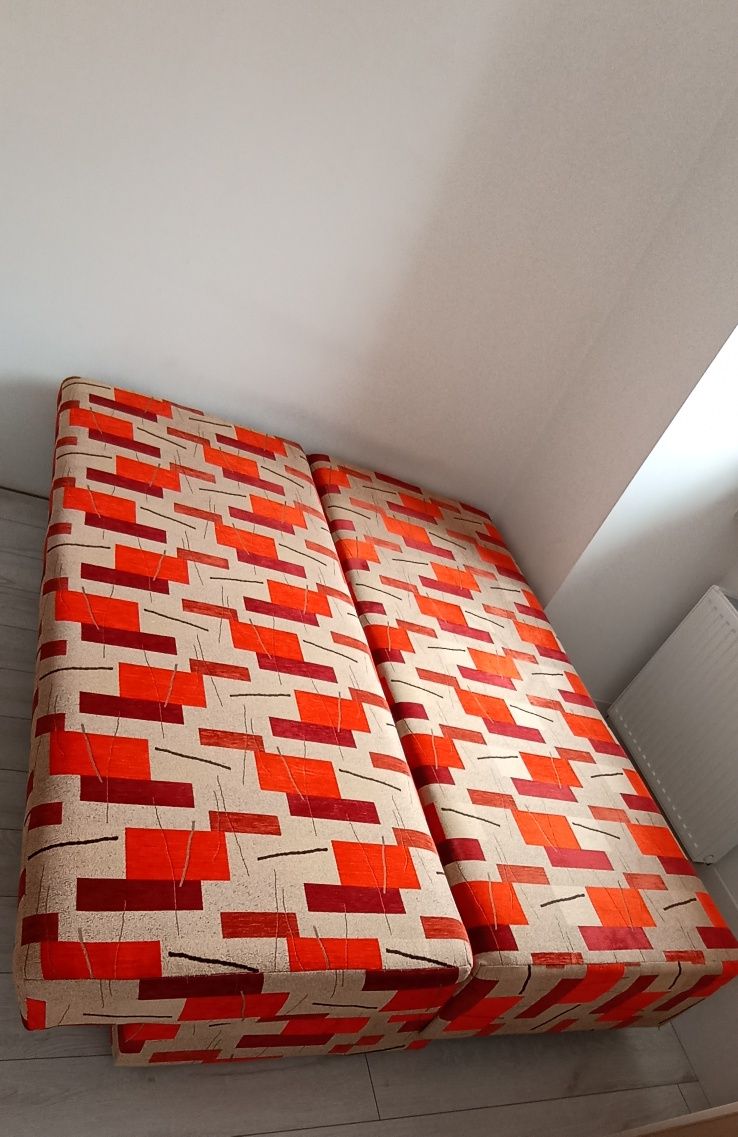 Łóżko, kanapa, wersalka 1.50 x 2 m