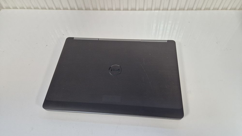 Dell Precision 7520 15,6FHD/i7-6820HQ/M2200/32GB/500SSD/WIN11