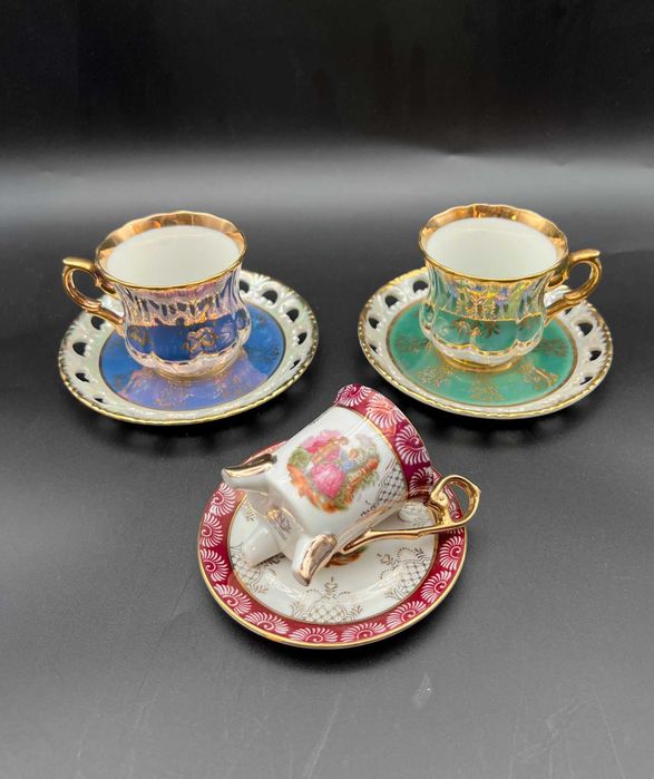 Chávenas Antigas Pintadas a Mão