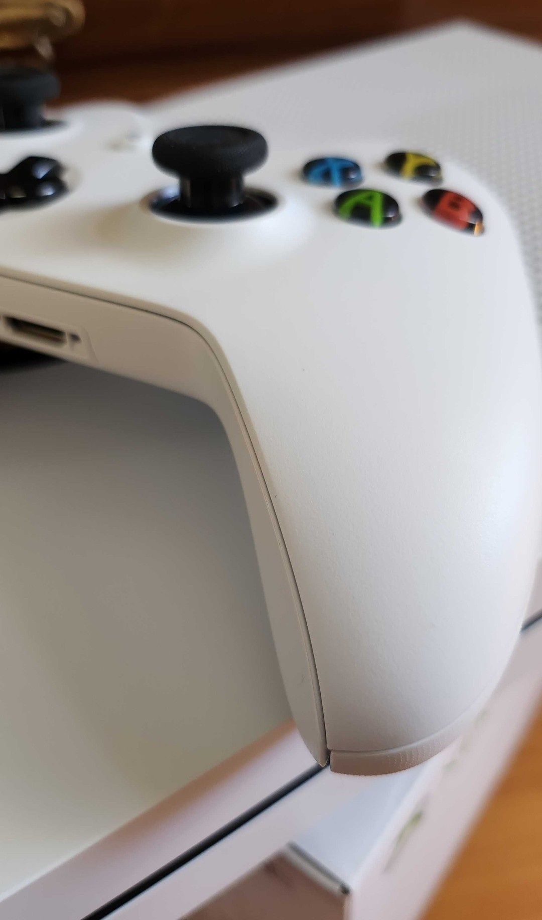 Xbox One S 1tb caixa rigorosamente nova