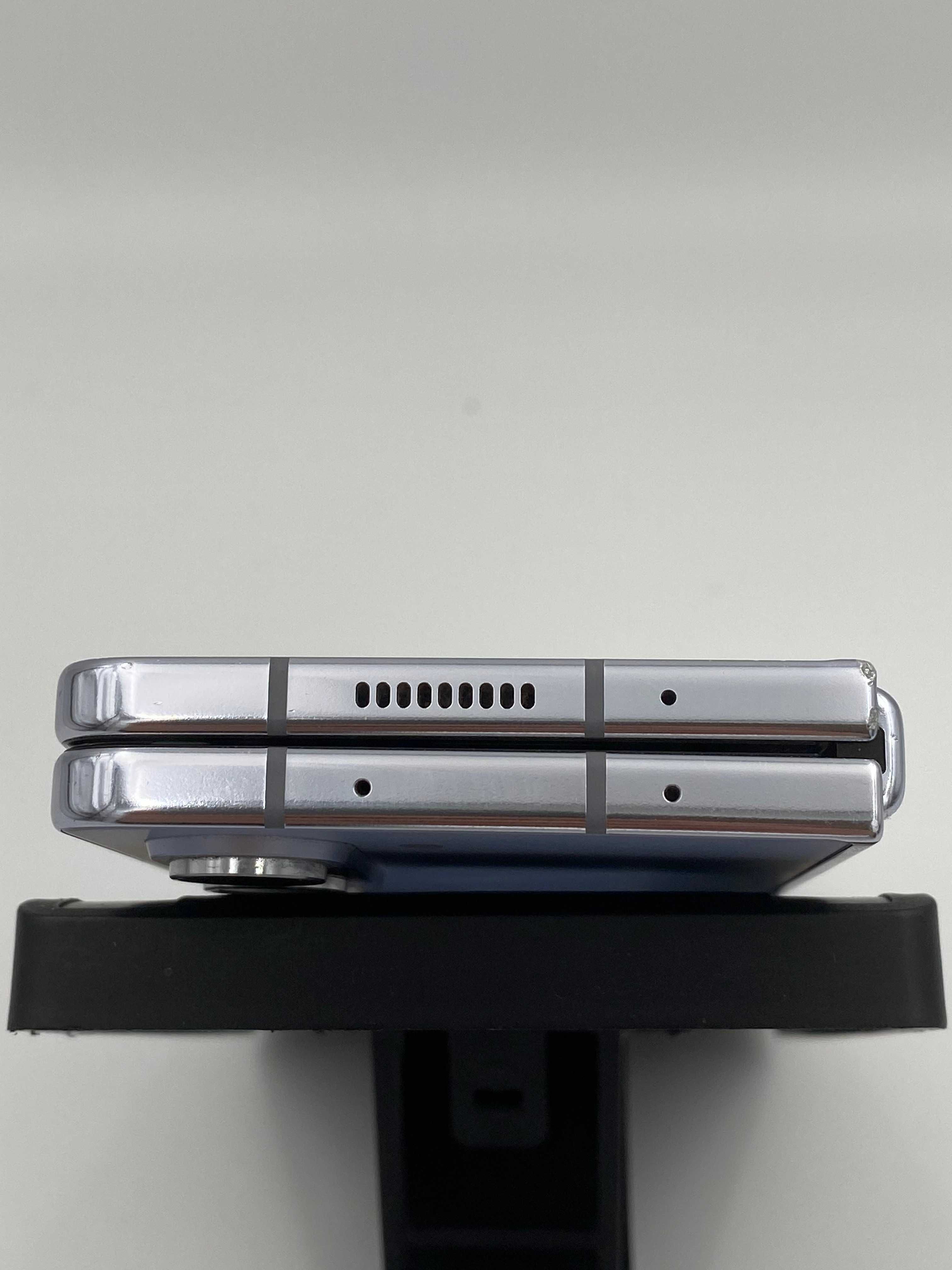Смартфон Samsung Galaxy Fold 5 F946B 256Gb (08973) Уцінка