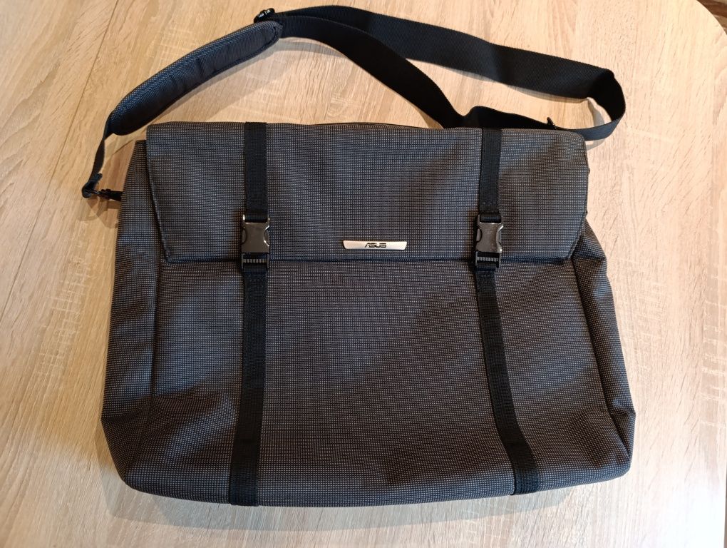 Torba do laptopa firmy Asus