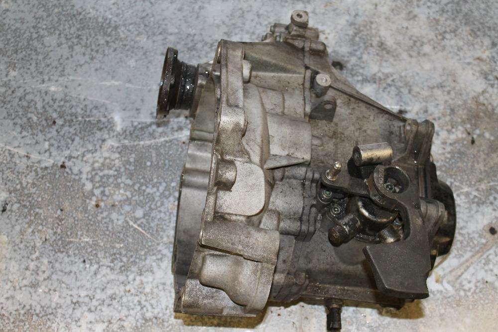 skrzynia biegów do VW CADDY 2,0 sdi