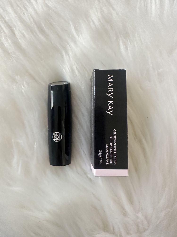 Zestaw kosmetyki do makijażu Mary Kay szminka pomadka tusz do rzęs