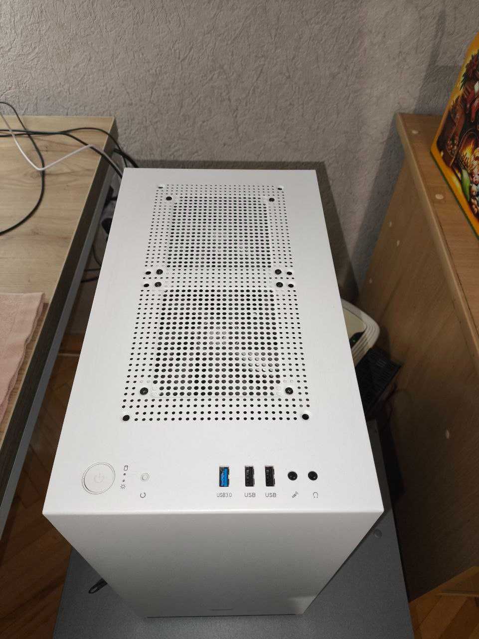 i3-4.4Ghz, 32 Gb RAM, SSD1 256 Gb, SSD2 512 Gb