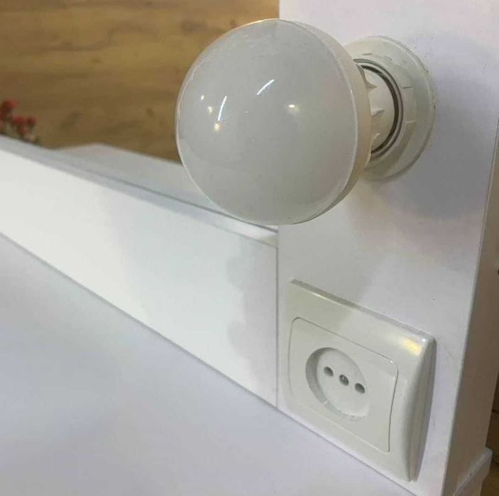 Туалетний столик з поличкою, макияжный гримерный туалетный стол